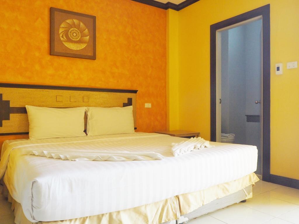 Sea U Honey Hotel Patong Екстериор снимка
