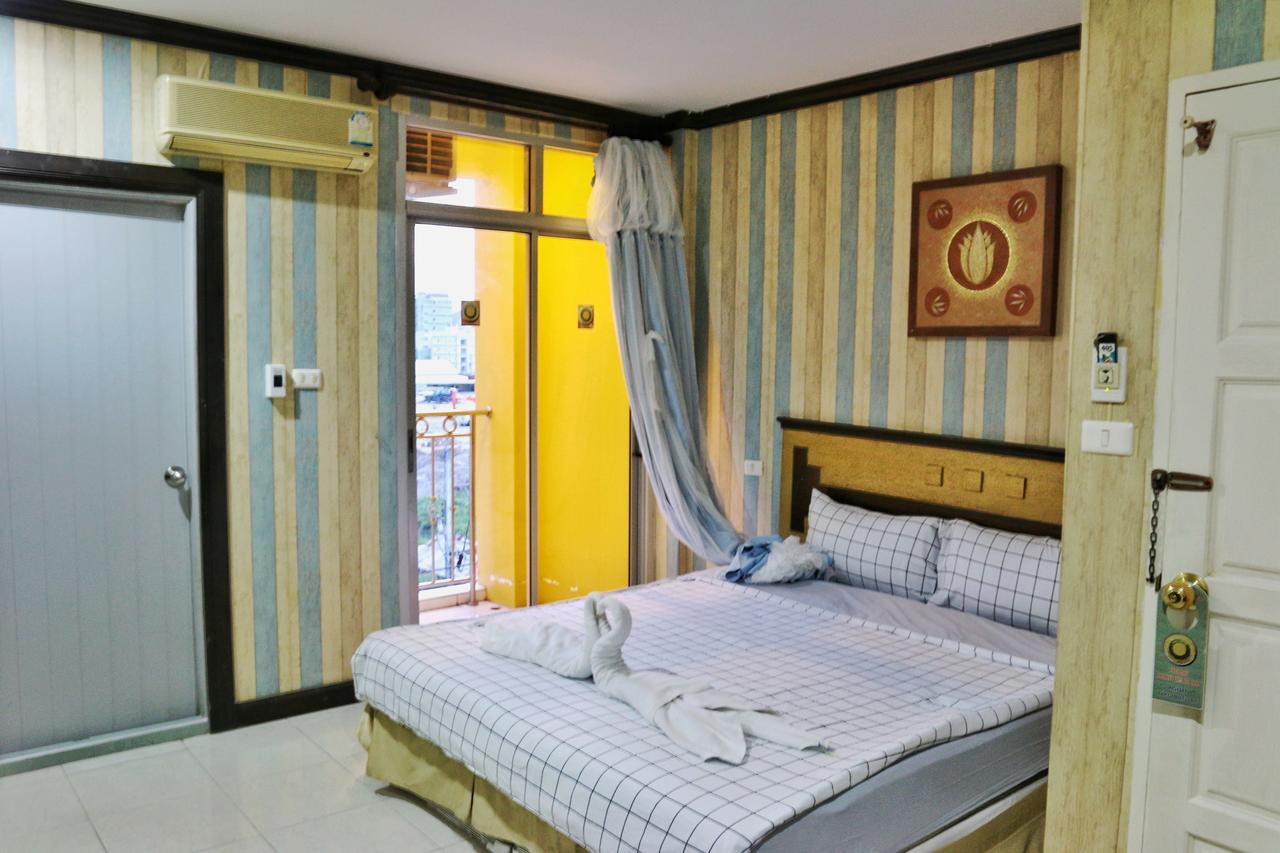 Sea U Honey Hotel Patong Екстериор снимка