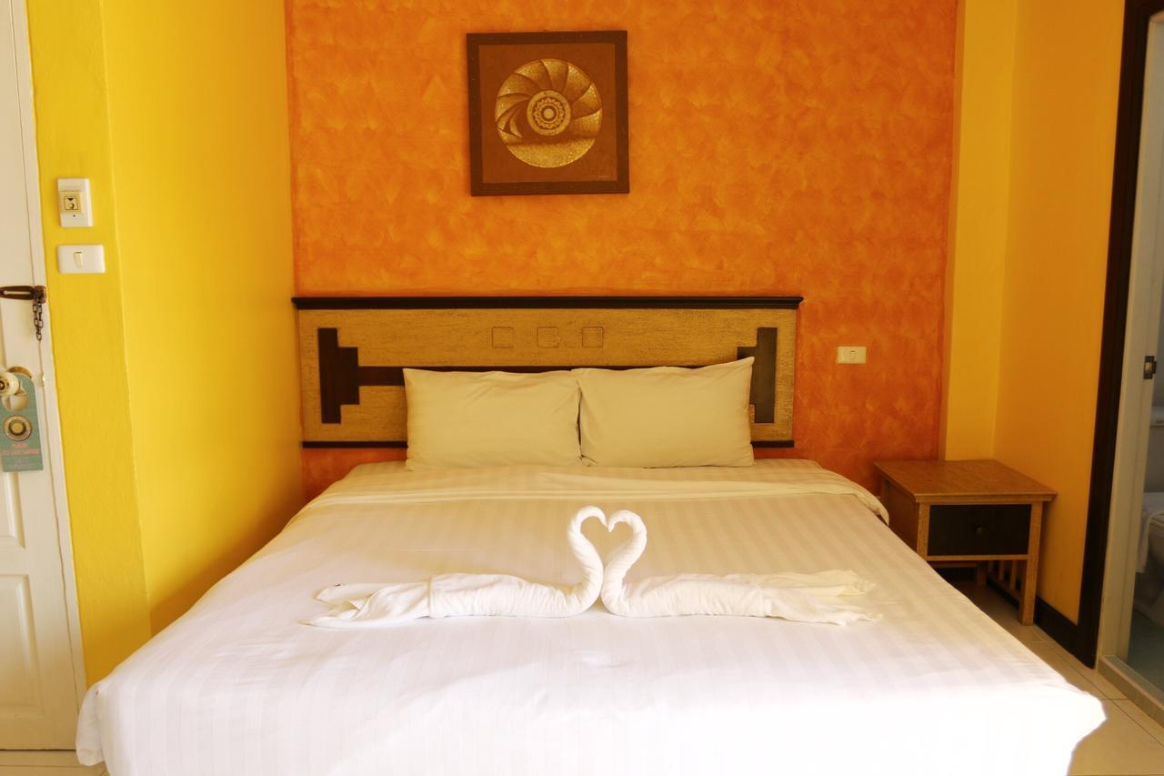 Sea U Honey Hotel Patong Екстериор снимка